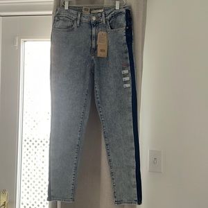 Levi’s 721 high rise skinny two-toned jeans NWT